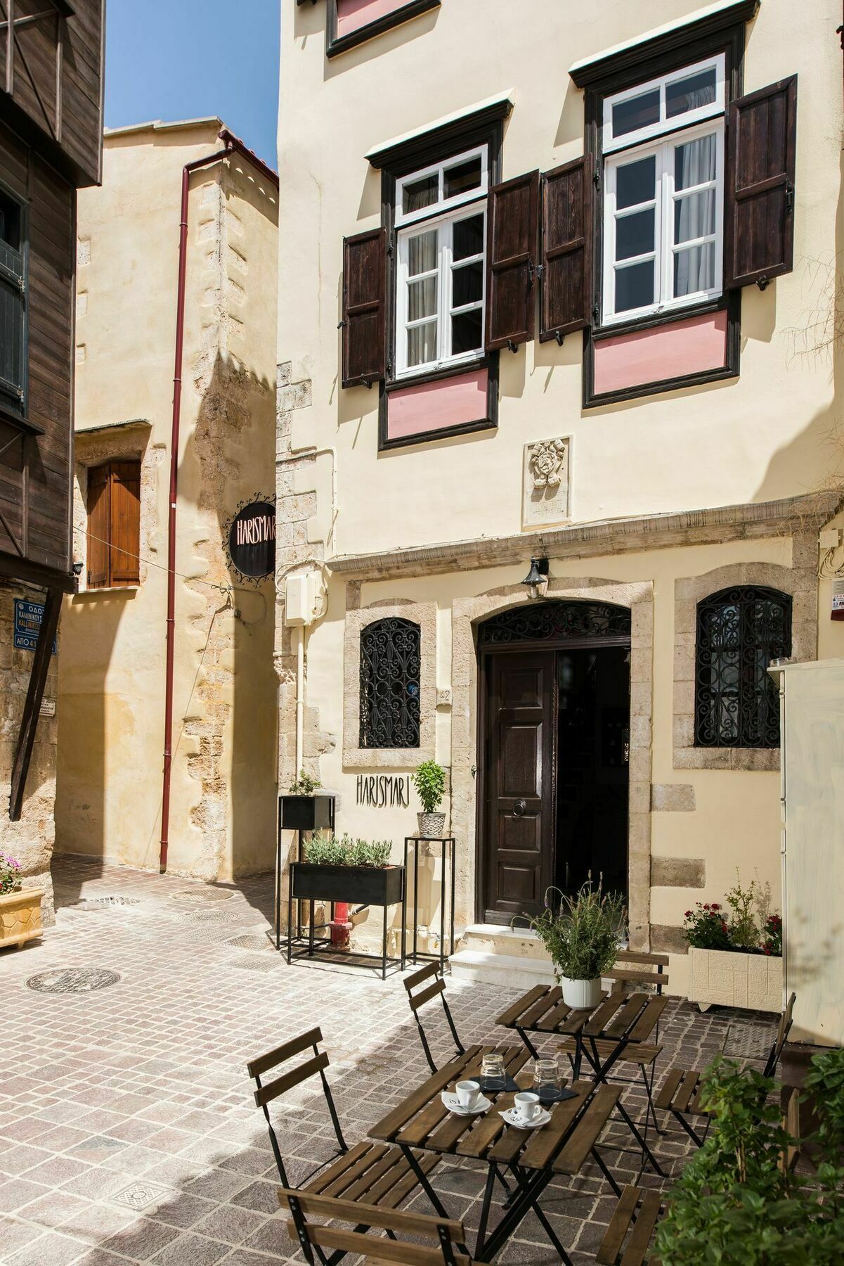 Harismari Cozy Hotel Ханя Екстериор снимка